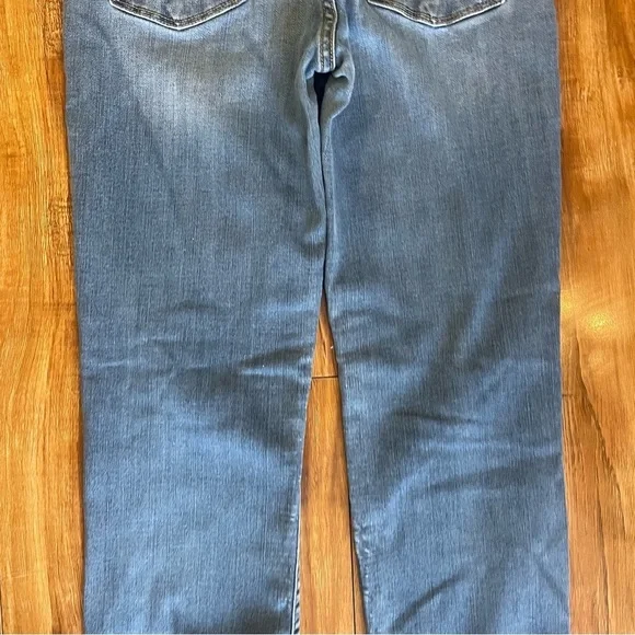 JUDY BLUE Women’s Blue Relaxed Fit Distressed Skinny Jean Size 5/27 - Picture 10 of 12